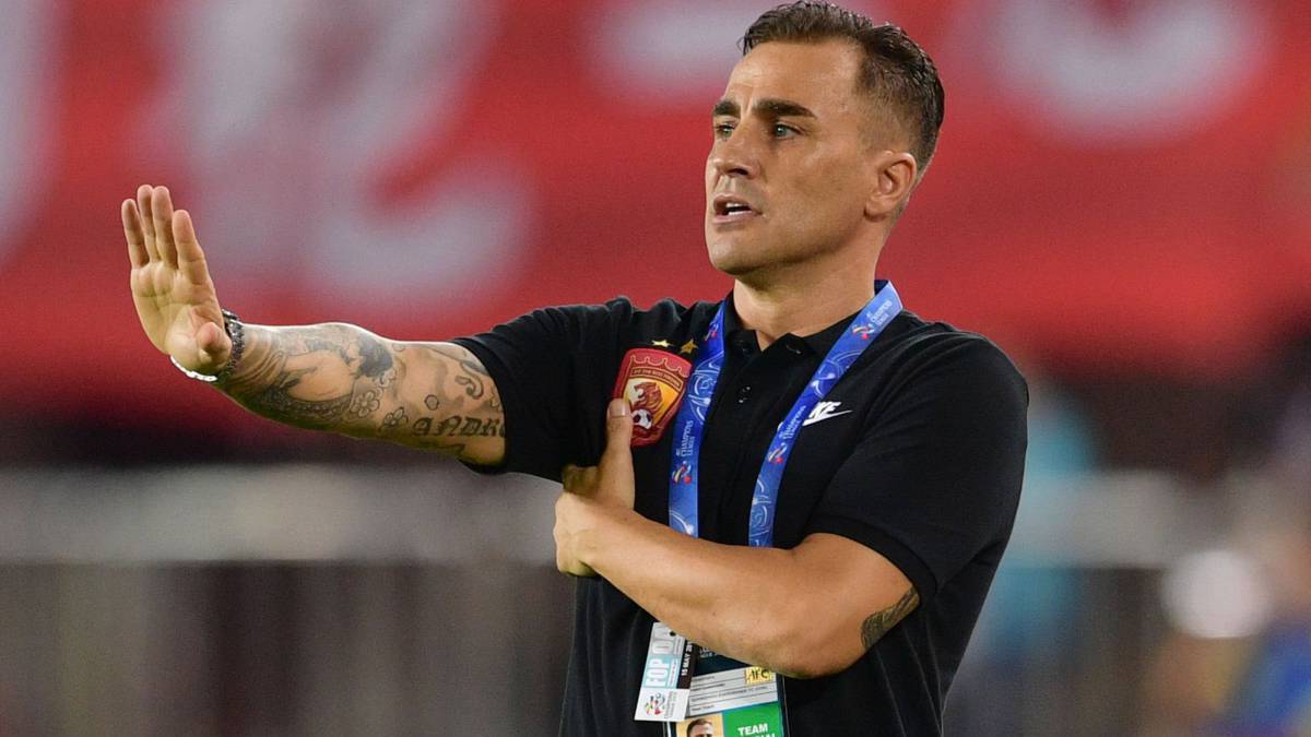 Cannavaro compaginaba su labor como seleccionador de China y técnico del Guangzhou Evergrande.