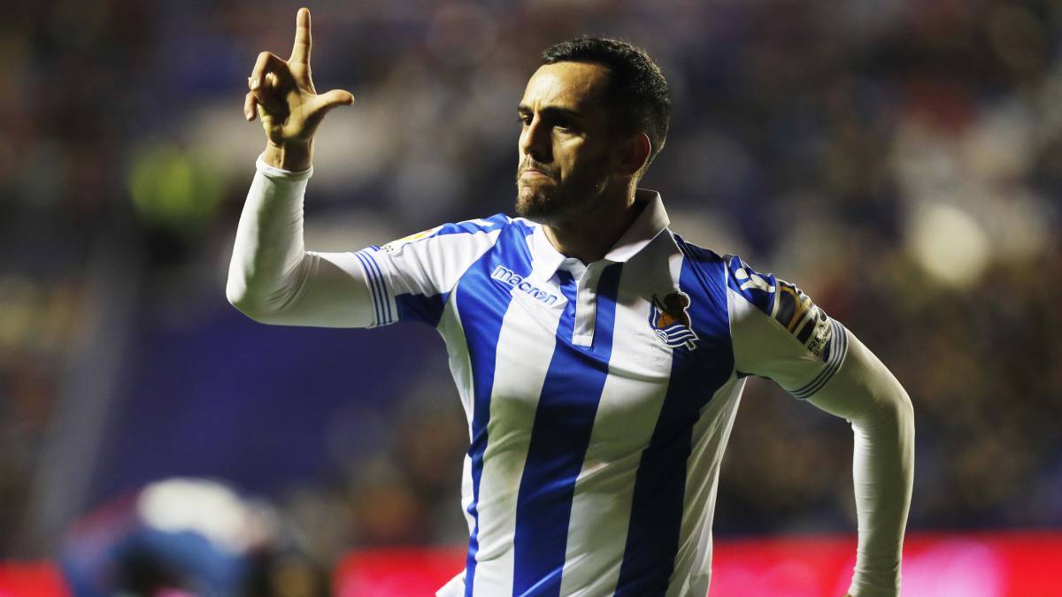 Juanmi celebra un gol