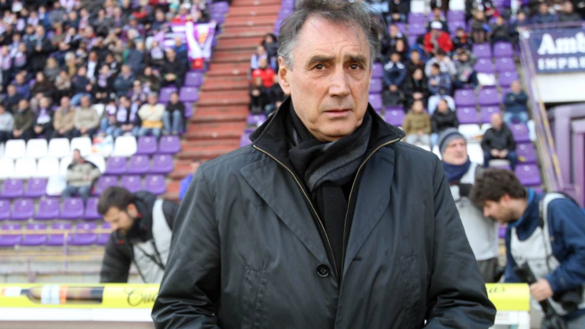 El técnico español, Miguel Ángel Portugal, durante su etapa en el Valladolid.