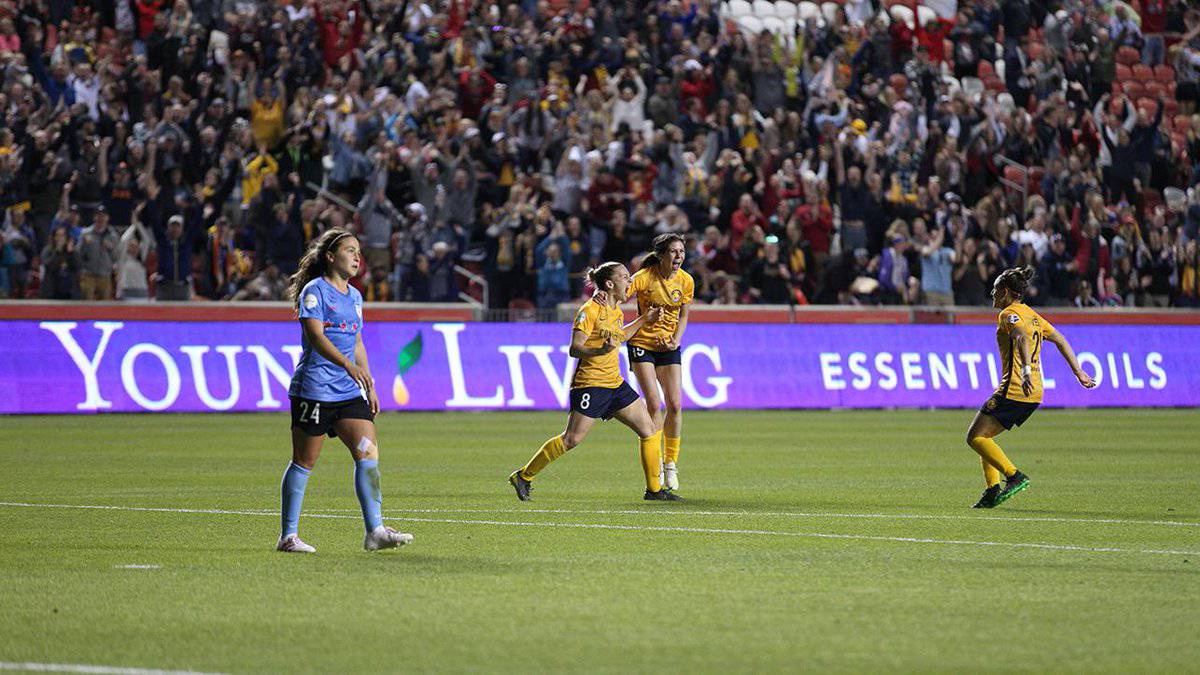 Utah Royals, tres victorias de tres, líder y Vero Boquete, MVP