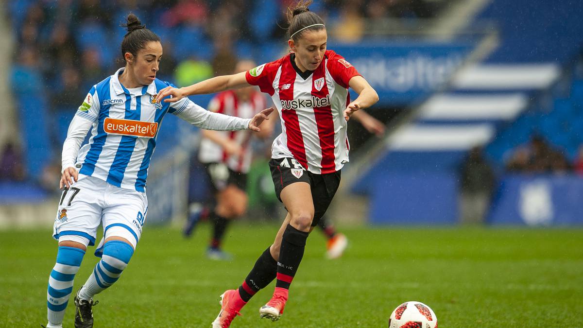 Chini Pizarro: "Jenni te puede meter un gol en una baldosa"