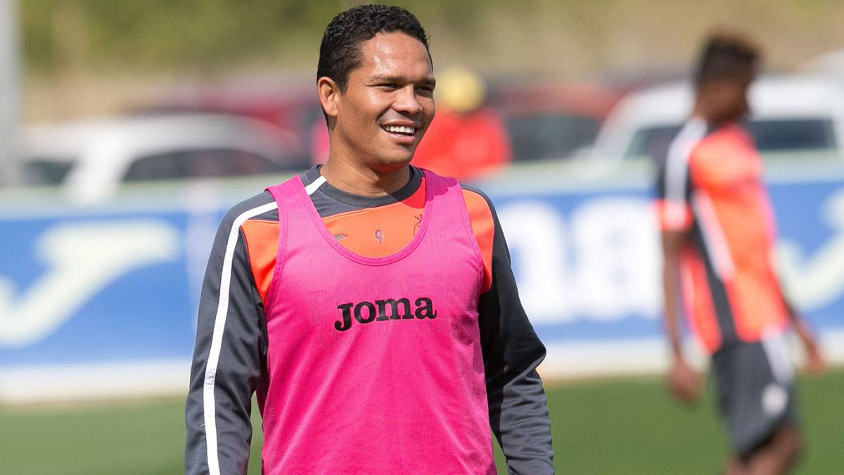 Carlos Bacca, en el entrenamiento de ayer.
