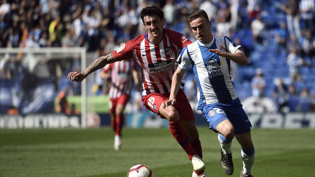 Savic, en el momento en el que persigue a Pedrosa. Esta acción fue la que le ocasionó la lesión.