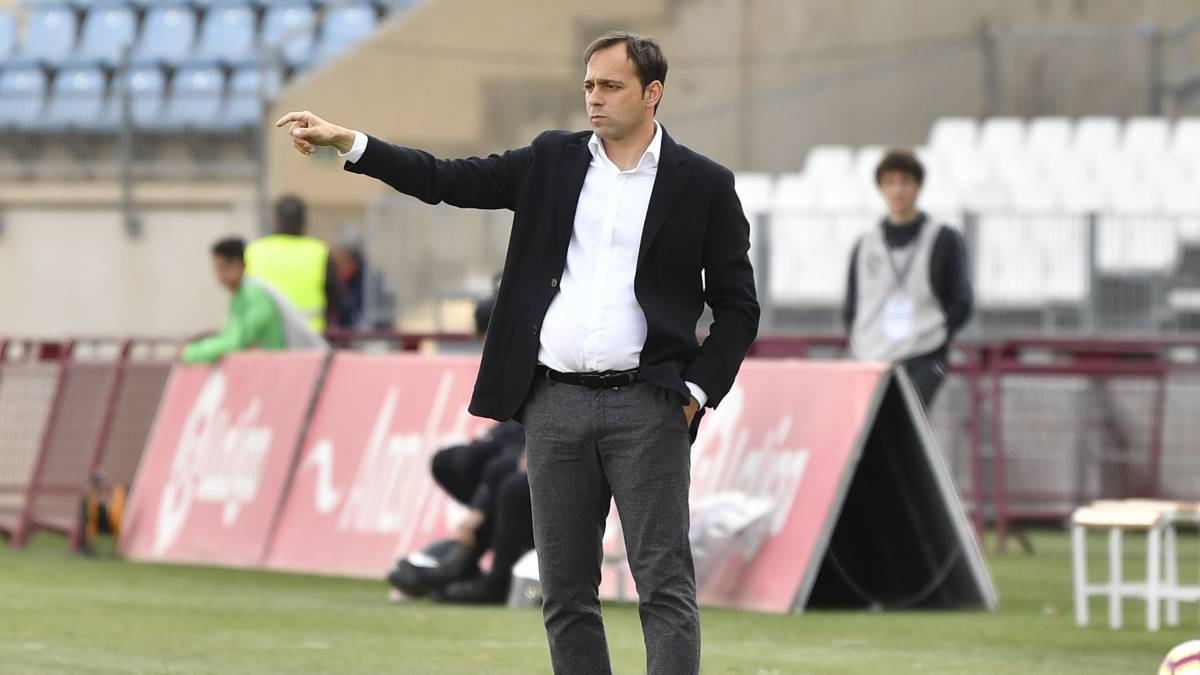 Fran Fernández, entrenador del Almería.
