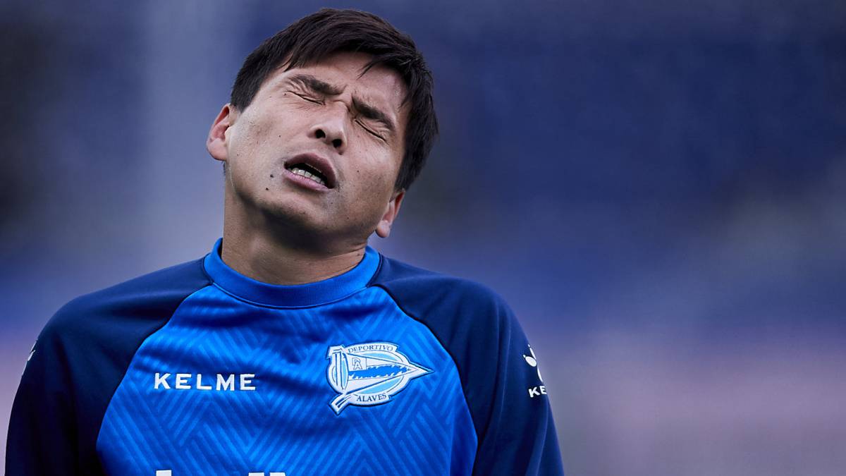 Inui no jugó contra la Real Sociedad porque se lesionó durante el calentamiento