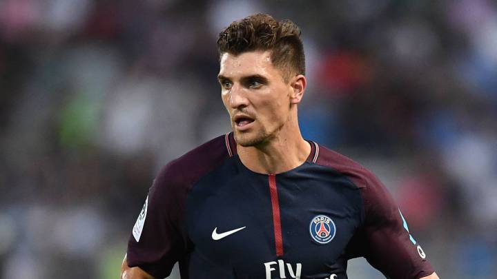 Meunier busca una salida y el PSG quiere a Cancelo