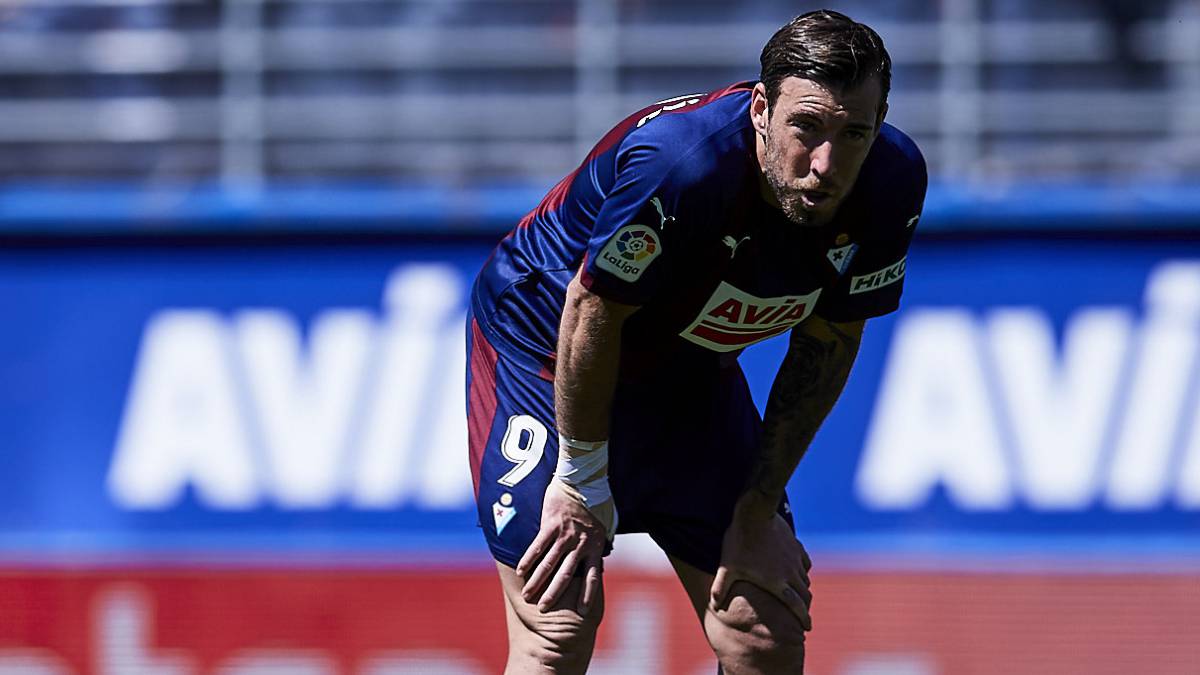 La Real Sociedad se interesa por la situación de Sergi Enrich