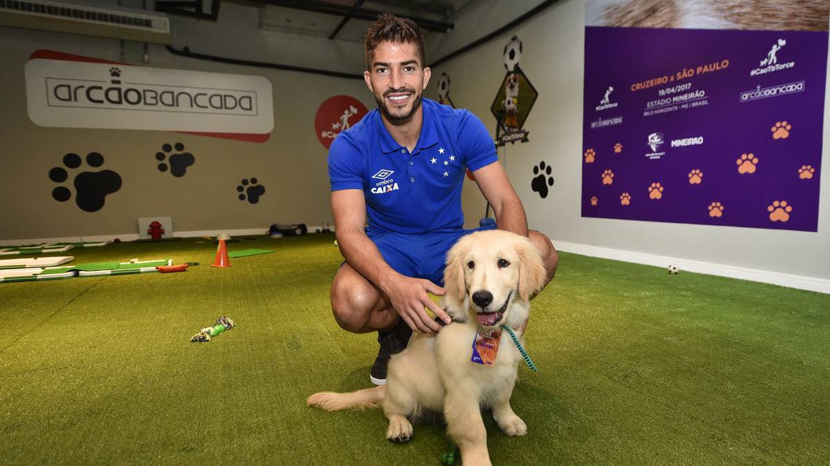 Lucas Silva: "Quiero seguir en el Cruzeiro, hablaré con el Madrid"