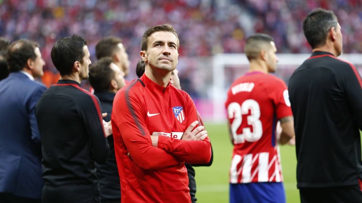 Gabi en la despedida de Fernando Torres