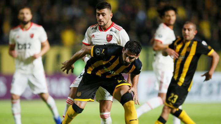 Sigue en vivo online la retransmisión del partido Peñarol - Flamengo de Copa Libertadores 2019, hoy, miércoles 8 de mayo, a través de As.com.