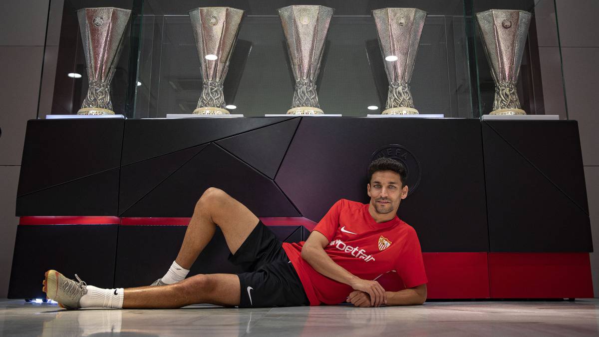 Jesús Navas: "Me halaga mucho servir de ejemplo a los niños"