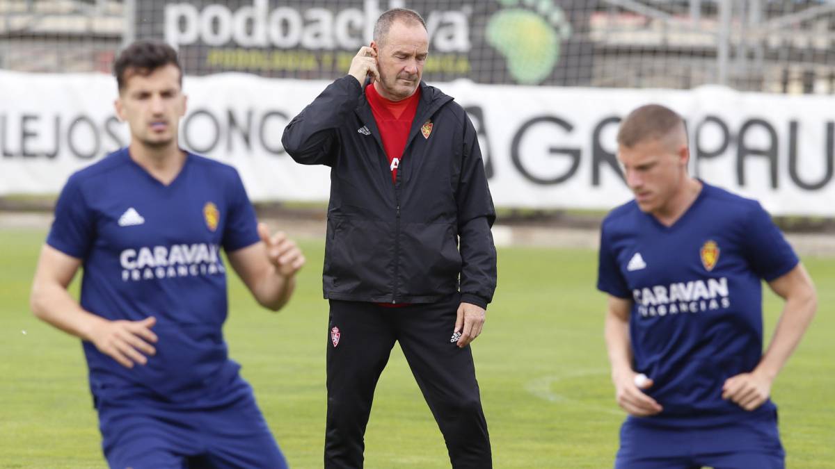 Víctor, durante el entrenamiento del Zaragoza.