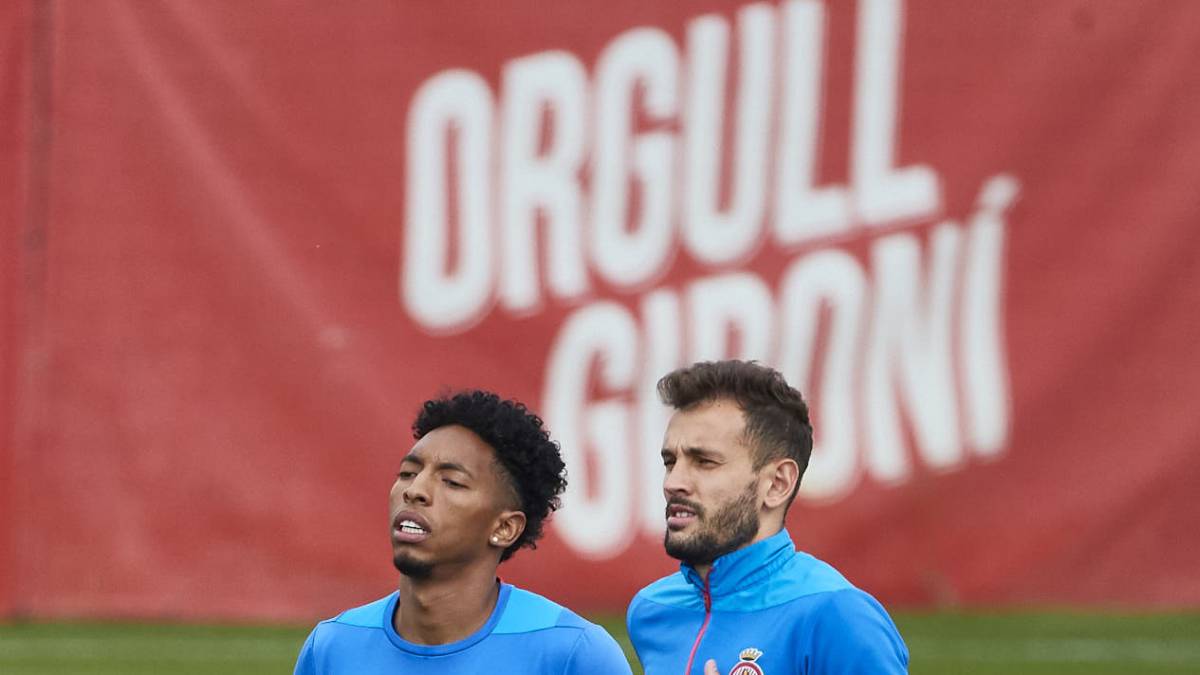 Girona y Levante se retan hoy a un gran duelo a vida o muerte