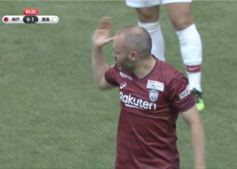 Algo que parecía impensable: Iniesta enfadado en Japón