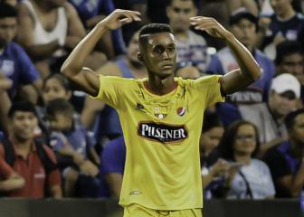 Fidel Martínez: de quedarse sin equipo a liderar Barcelona SC