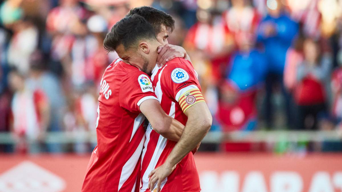 Girona llora por el descenso y los jugadores piden “disculpas”