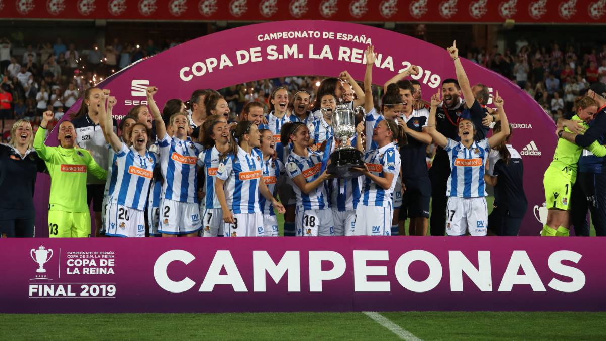 Tebas: "No soy optimista con el futuro del fútbol femenino"