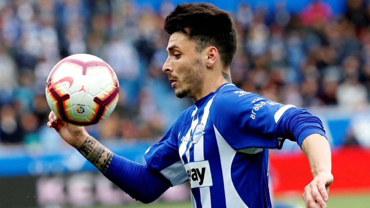 Ximo Navarro, jugador del Alavés