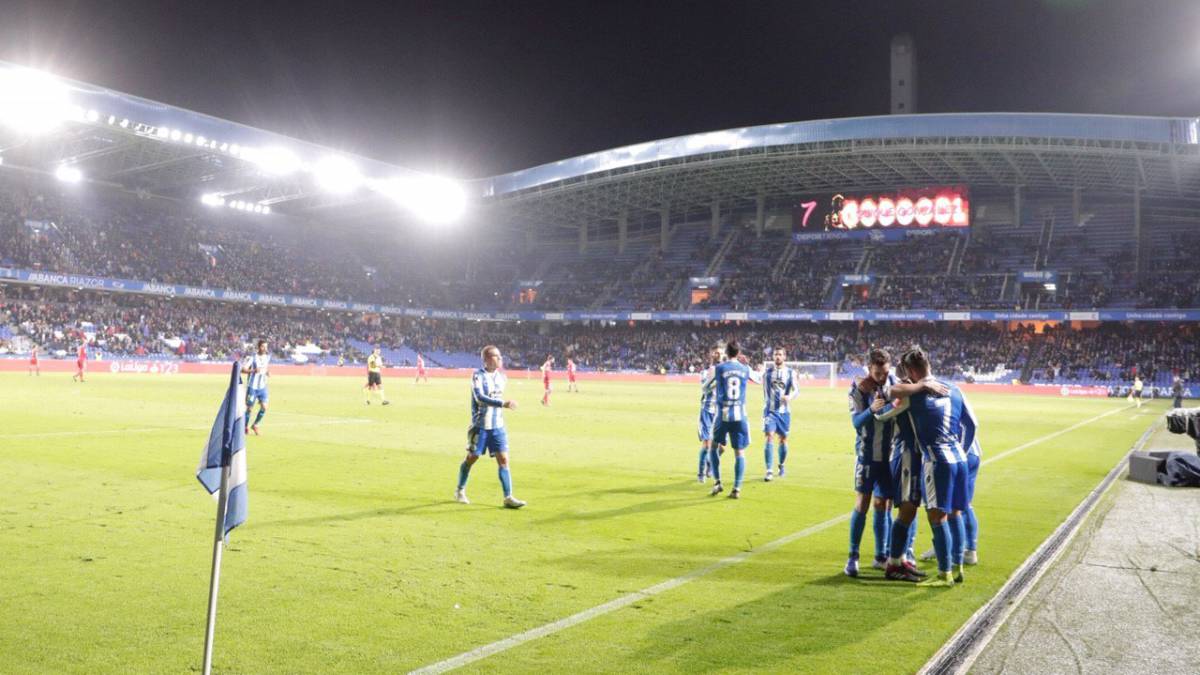 El Deportivo celebra un gol en Riazor ante el Zaragoza