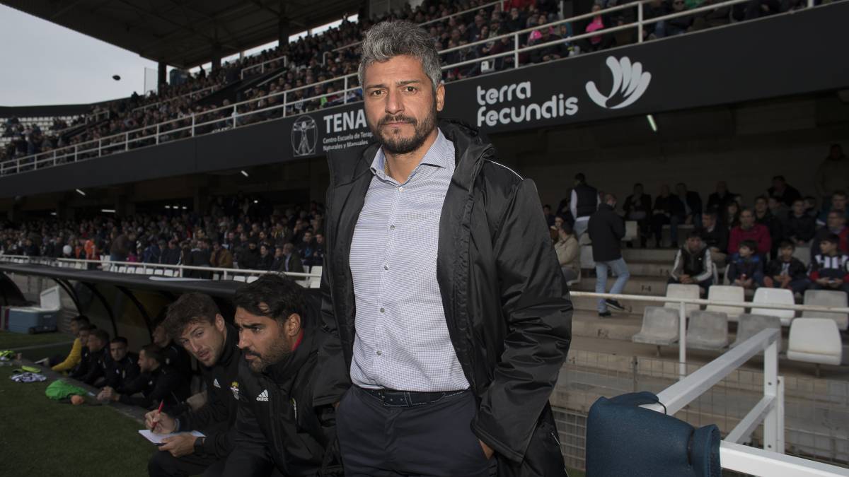 Gustavo Munúa, en un partido con el Cartagena.
