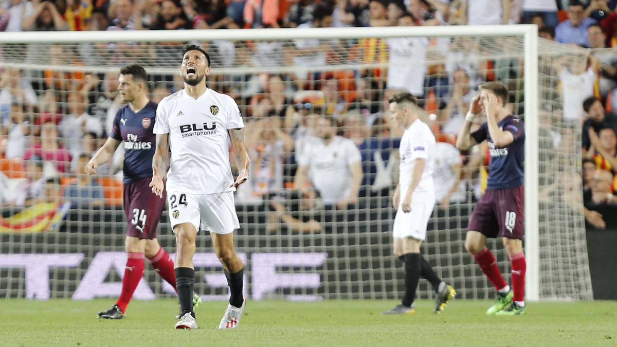 Valencia: Garay se rompe y tiene muy difícil estar en Zorrilla