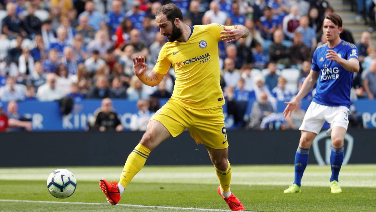 El delantero argentino del Chelsea, Gonzalo Higuaín, durante un partido.