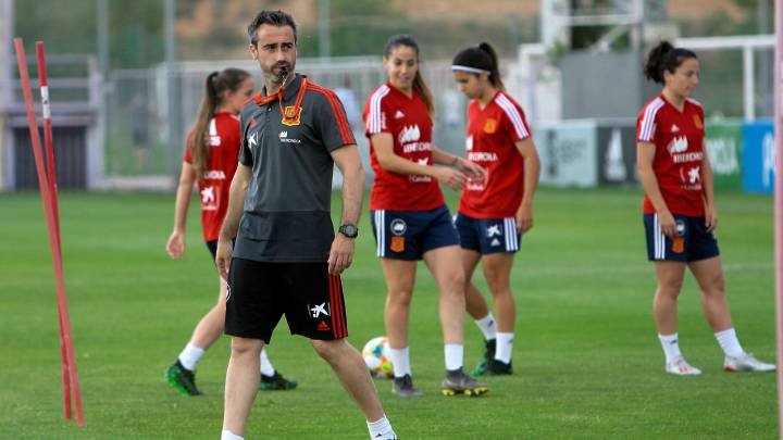 Jorge Vilda: “Dejar la portería a cero es un tesoro”
