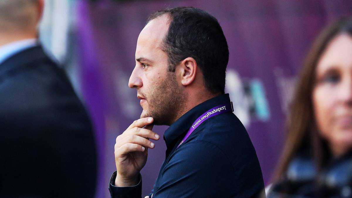 Lluis Cortés, entrenador del Barcelona Femenino.