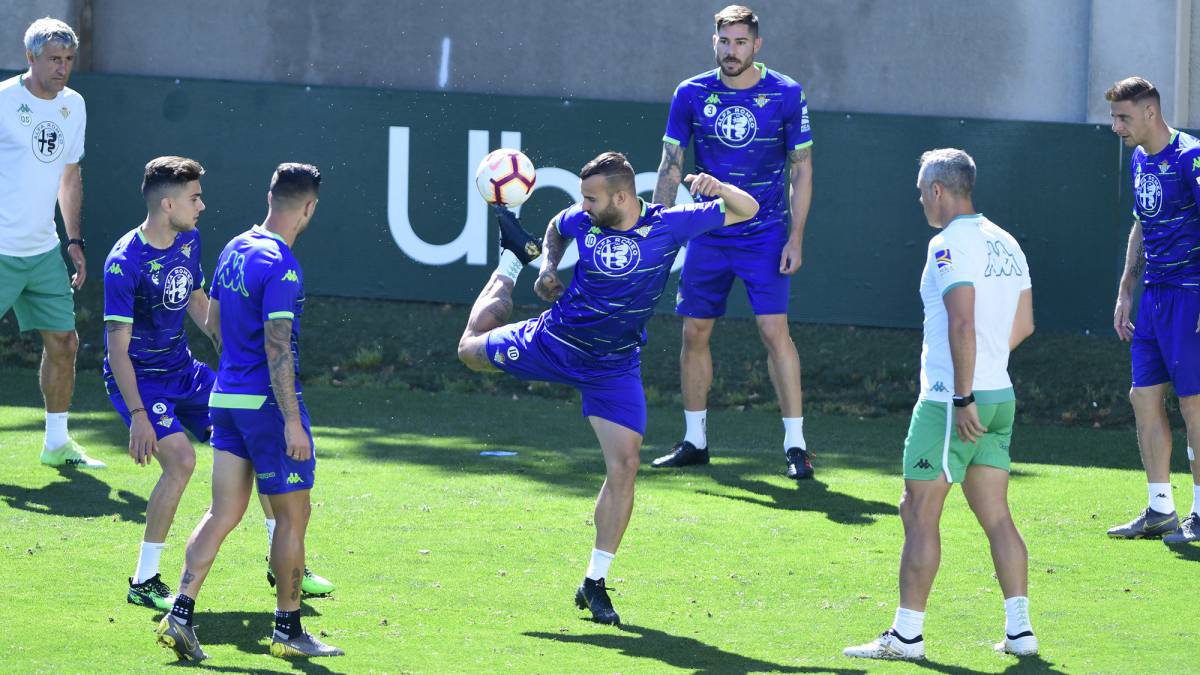 Jesé y Lainez viajan al Bernabéu; no va Javi García