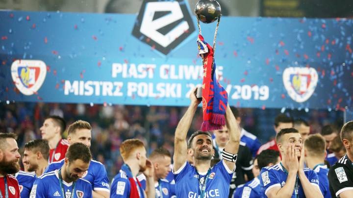 Gerard Badía y Jorge Félix conquistan la Ekstraklasa