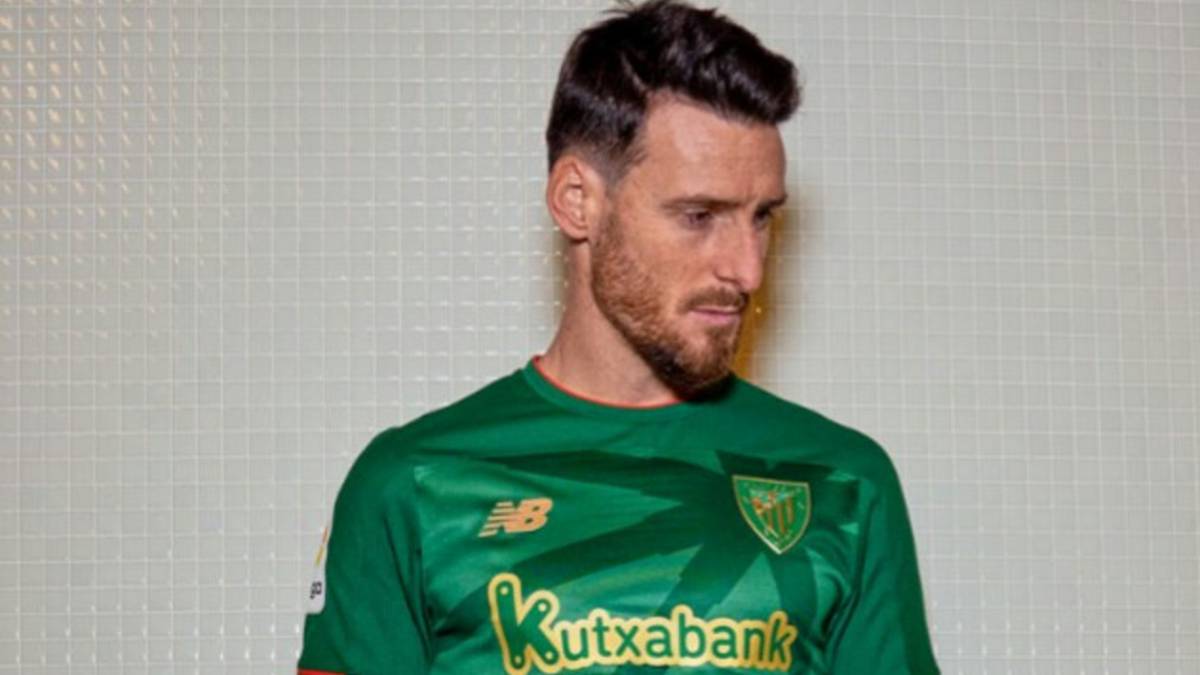 El guiño de la nueva elástica destapa a Aduriz