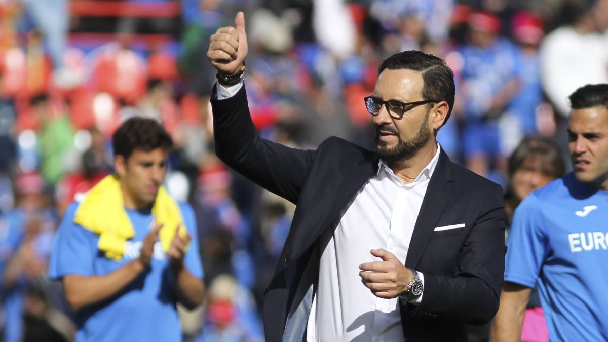 Bordalás: "Tengo contrato y mi pensamiento es seguir en Getafe"