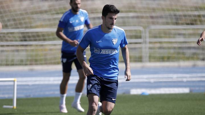 Juankar, en un entrenamiento del Málaga