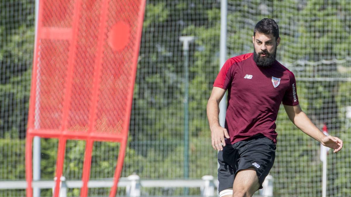 Villalibre firma cuatro temporadas con el Athletic