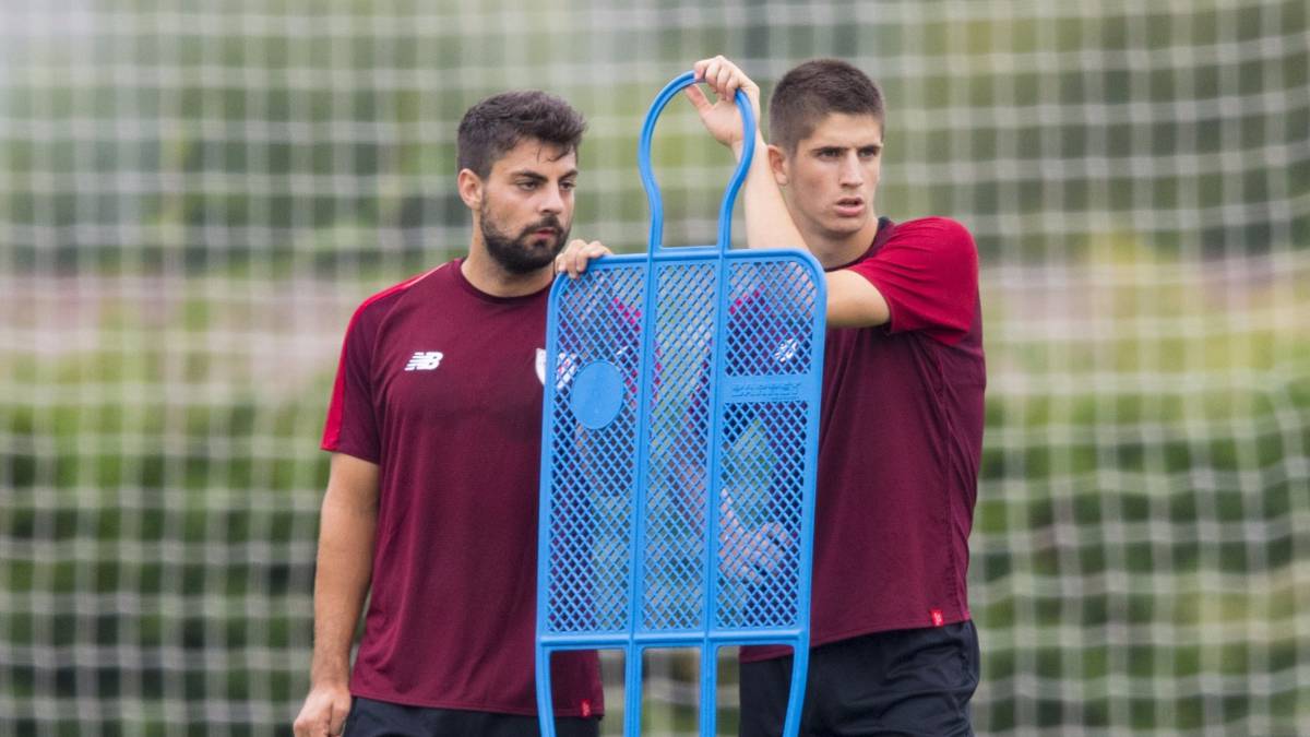 El Athletic confirma a Villalibre hasta 2023: "He madurado"