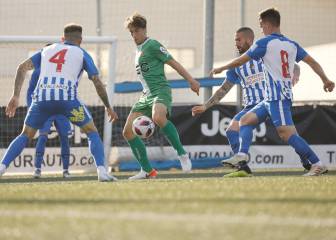 Agus Medina da ventaja al Cornellà con su gol en el 97'