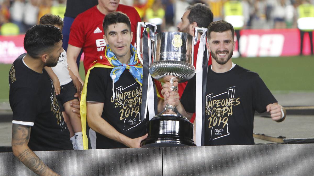 Gayà y Carlos Soler.