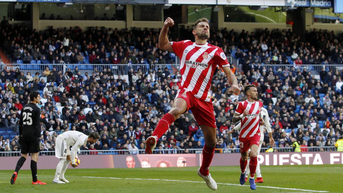 El Girona se vería obligado a fichar gol este verano