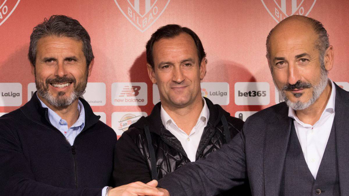 Elizegi descarta a Llorente: "No le veo sitio en la plantilla actual"
