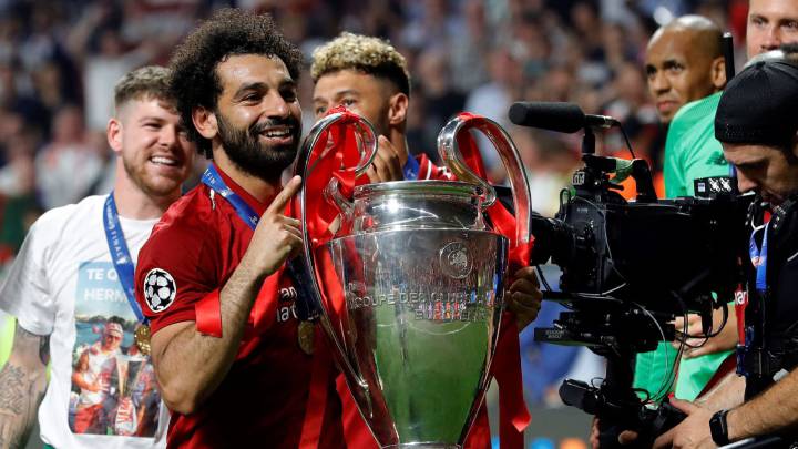Salah, preguntado por su futuro: "De eso ahora no puedo..."