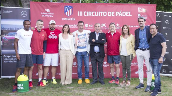Assunçao, Pantic, Abelardo, Laguna o Caminero en la presentación de la III edición del torneo de pádel de la Fundación del Atlético, que vive una nueva entrega.