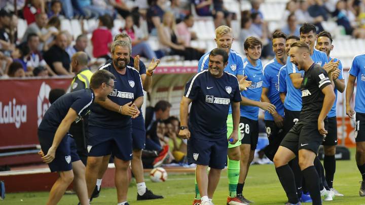 1x1 del Málaga: Otro recital de Ontiveros para atar la promoción