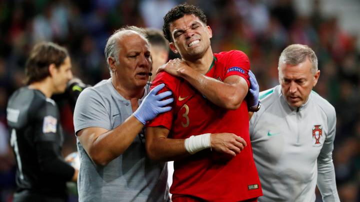 Pepe, fuera de la final de la Liga de las Naciones tras romperse el omoplato