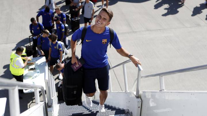 Denis Suárez, en un viaje con el Barcelona.