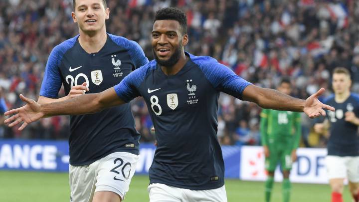 Lemar celebra su gol con Francia a Bolivia.