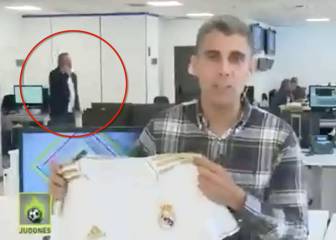 La 'venganza' de las redes contra Pedrerol: pillada fatídica en pleno directo