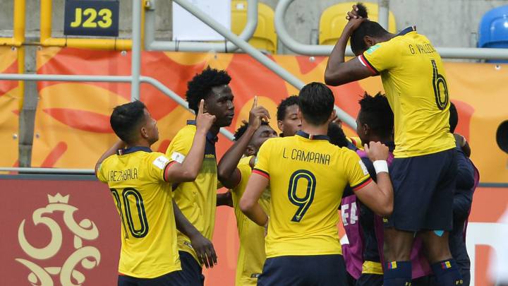 La selección de Jorge Célico, con goles de Cifuentes y Espinoza, se cuela entre las cuatro mejores del mundo en el torneo Sub-20 de Polonia.