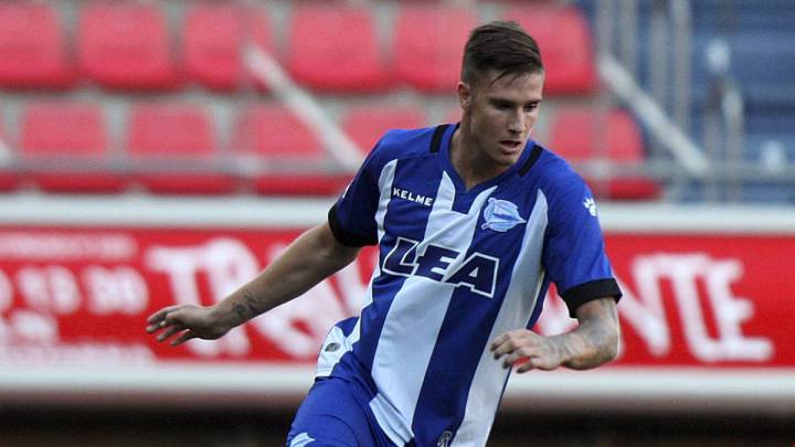 El Alavés no descarta la continuidad de Carlos Vigaray