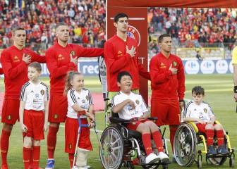 Courtois aconseja a Hazard que aprenda español