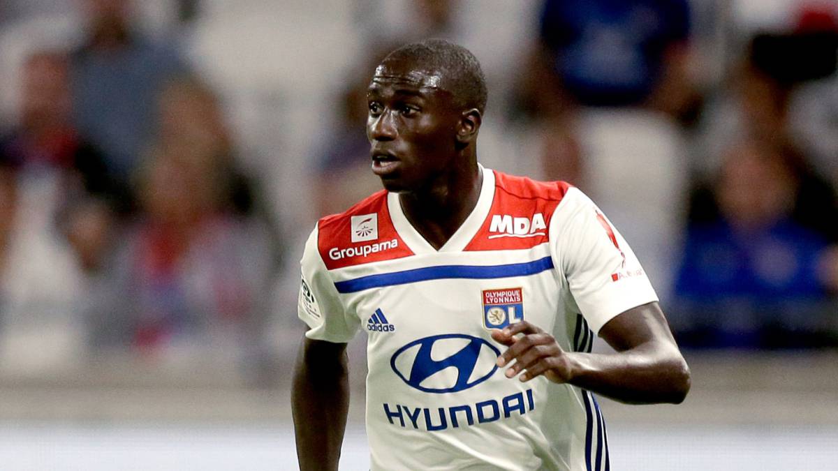 Second medical booked as doubts linger over Mendy's hip